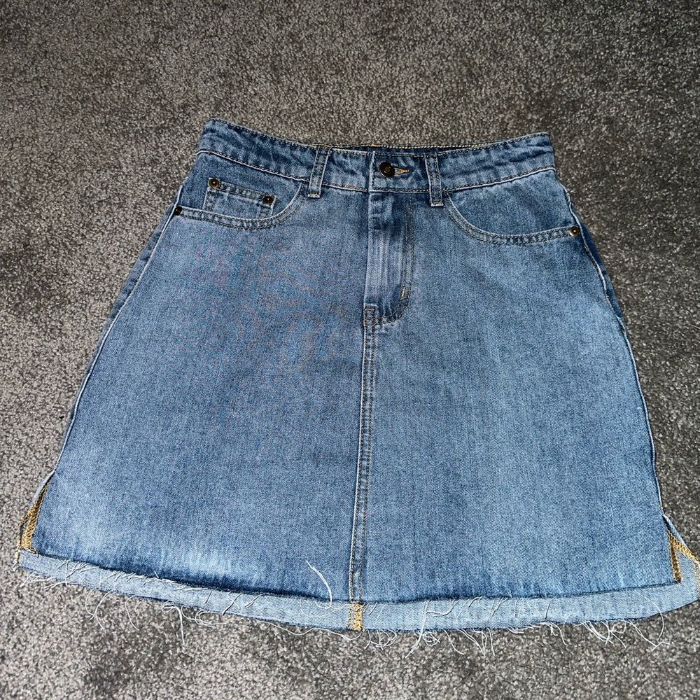 Never worn